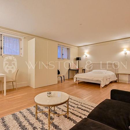 Appartement Paris 7E Invalides Tour Eiffel Exterior photo